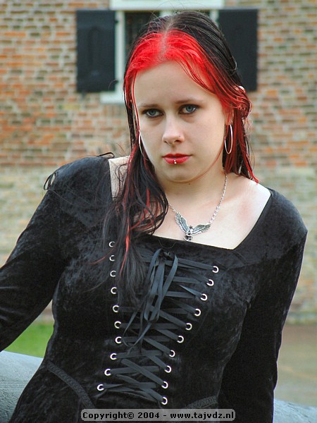 rhea02-15.jpg