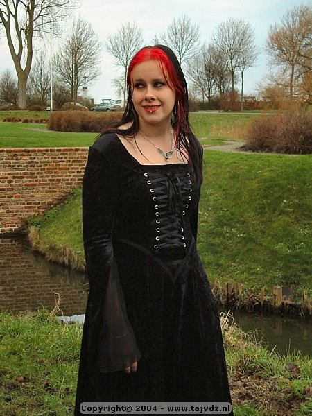 rhea02-26.jpg