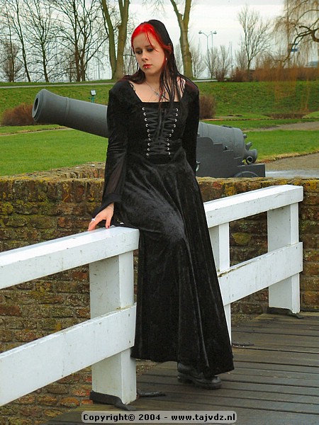 rhea02-43.jpg